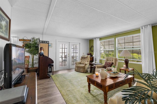 8 COCOS PLUMOSA DRIVE A, Eustis, FL 32726