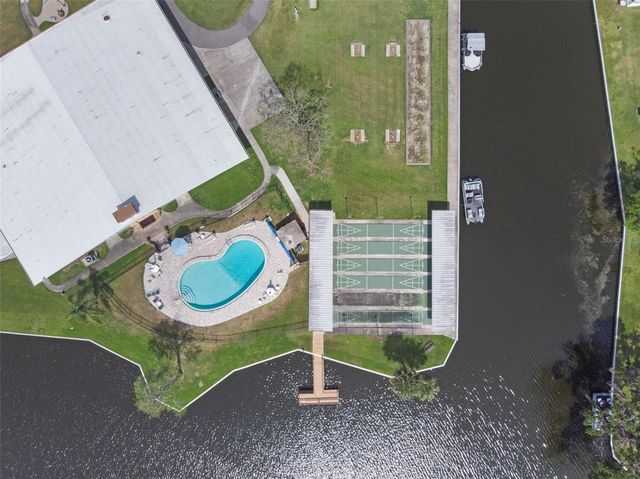 8 COCOS PLUMOSA DRIVE A, Eustis, FL 32726