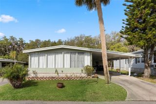 8 COCOS PLUMOSA DRIVE A, Eustis, FL 32726