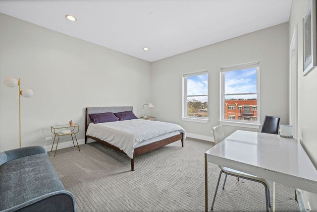 815 Laurel Avenue 403, Highland Park, IL 60035