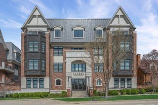 815 Laurel Avenue 403, Highland Park, IL 60035