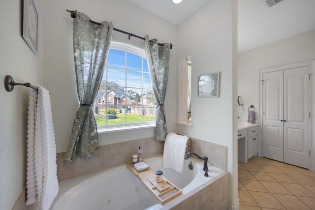 14230 Altair Drive, Tomball, TX 77375