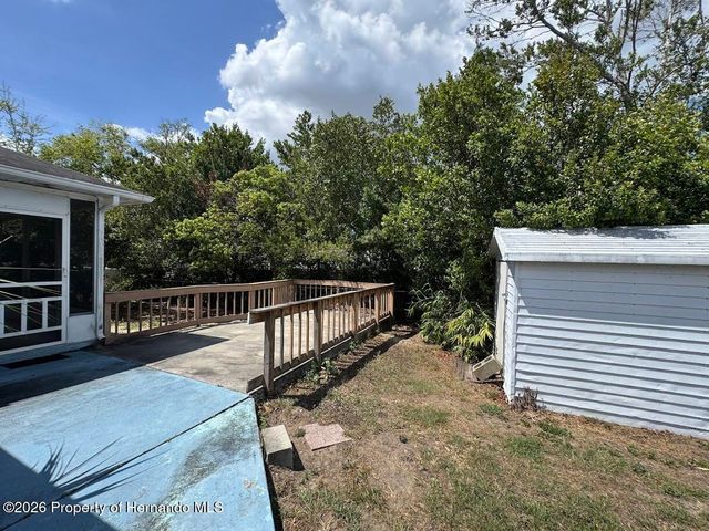 5317 Woodridge Lane, Spring Hill, FL 34609