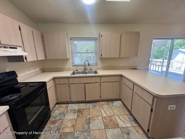 5317 Woodridge Lane, Spring Hill, FL 34609