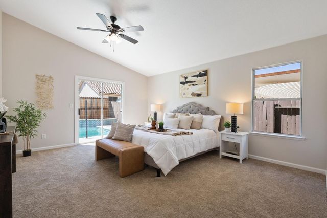 609 Roadrunner Dr, Patterson, CA 95363