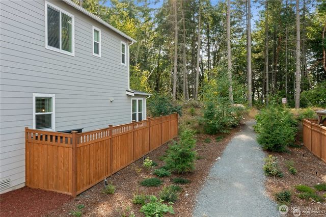 12956 186th Ave E, Bonney Lake, WA 98391