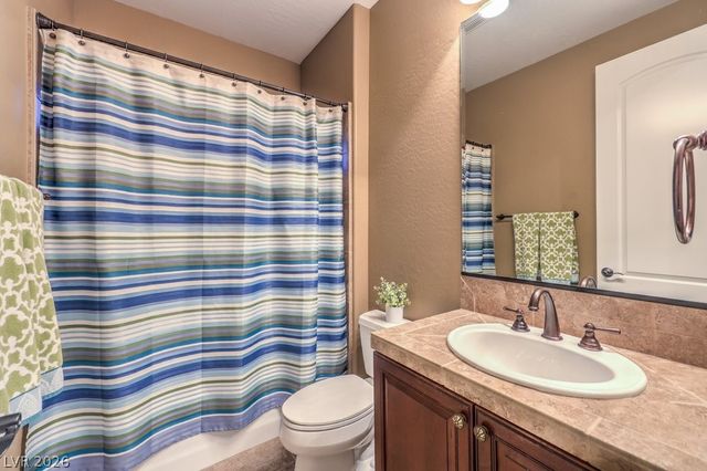 2712 Marie Antoinette Street, Henderson, NV 89044
