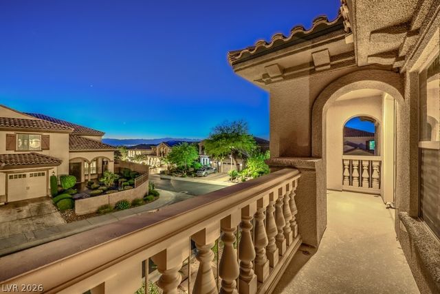 2712 Marie Antoinette Street, Henderson, NV 89044