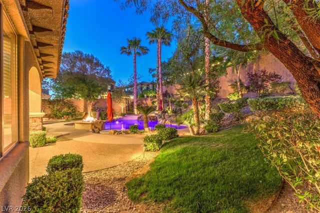 2712 Marie Antoinette Street, Henderson, NV 89044