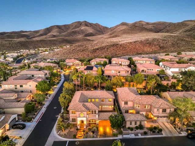 2712 Marie Antoinette Street, Henderson, NV 89044