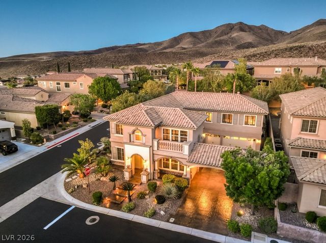 2712 Marie Antoinette Street, Henderson, NV 89044