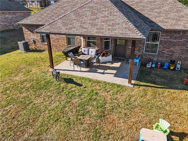 139 Pine Street, Greenwood, AR 72936
