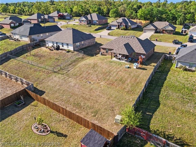 139 Pine Street, Greenwood, AR 72936