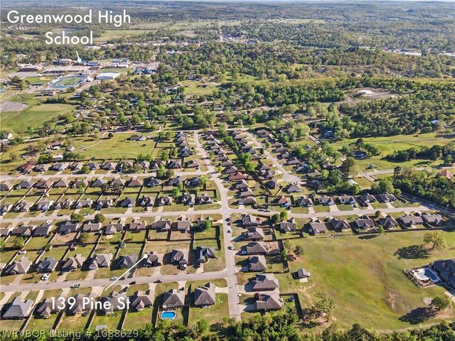 139 Pine Street, Greenwood, AR 72936