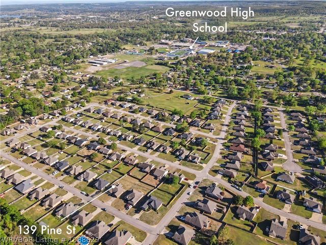 139 Pine Street, Greenwood, AR 72936