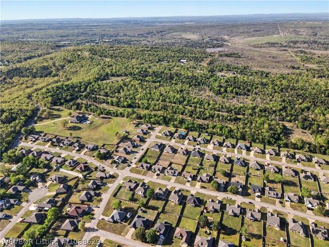 139 Pine Street, Greenwood, AR 72936