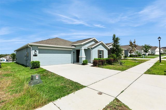 1949 HEART LAKE DRIVE, Groveland, FL 34736