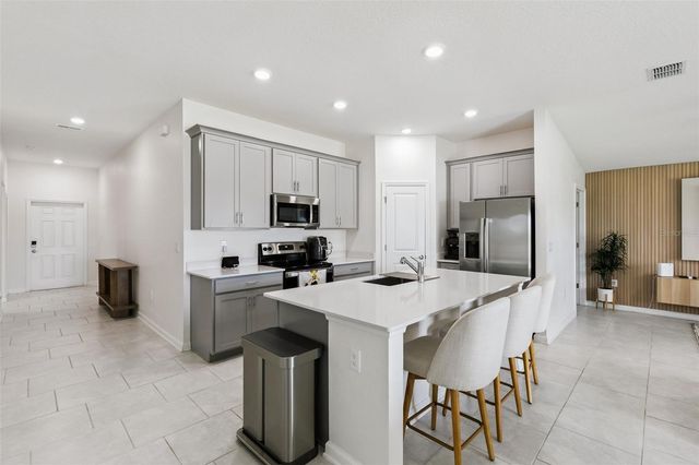 1949 HEART LAKE DRIVE, Groveland, FL 34736