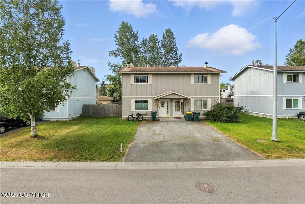 8542 Moss Court, #4, Anchorage, AK 99504