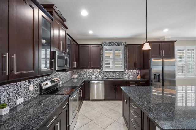 10539 WARLOW CREEK STREET, Orlando, FL 32832