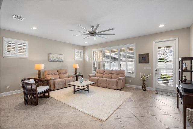 10539 WARLOW CREEK STREET, Orlando, FL 32832