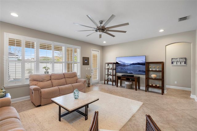 10539 WARLOW CREEK STREET, Orlando, FL 32832