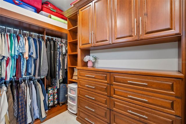 10539 WARLOW CREEK STREET, Orlando, FL 32832