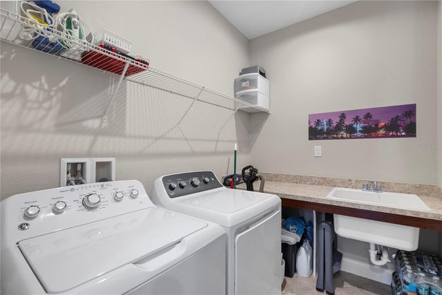 10539 WARLOW CREEK STREET, Orlando, FL 32832