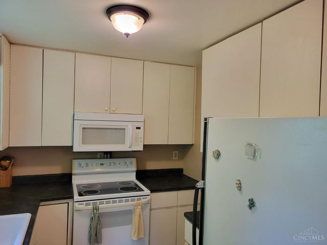 306 Forestwood Drive, Springfield Twp., OH 45216