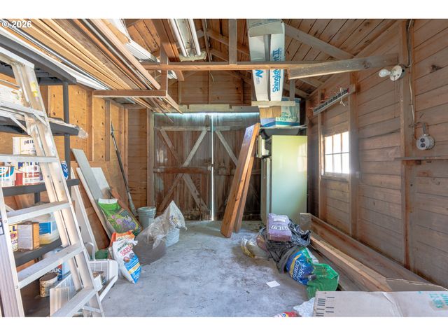 1019 N FRANKLIN St, Seaside, OR 97138