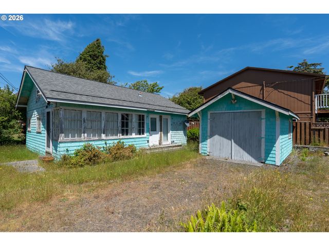 1019 N FRANKLIN St, Seaside, OR 97138