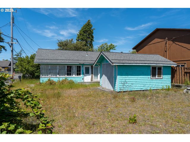 1019 N FRANKLIN St, Seaside, OR 97138