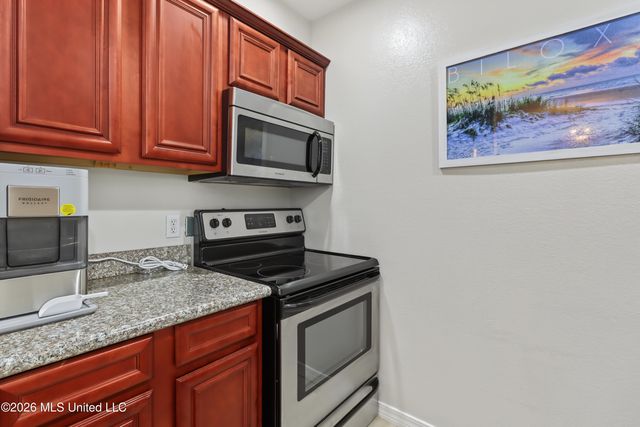 1282 Beach Boulevard, 104, Biloxi, MS 39530