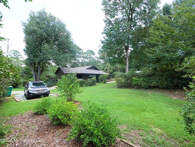 9936 Ana Hulu Street, Diamondhead, MS 39525