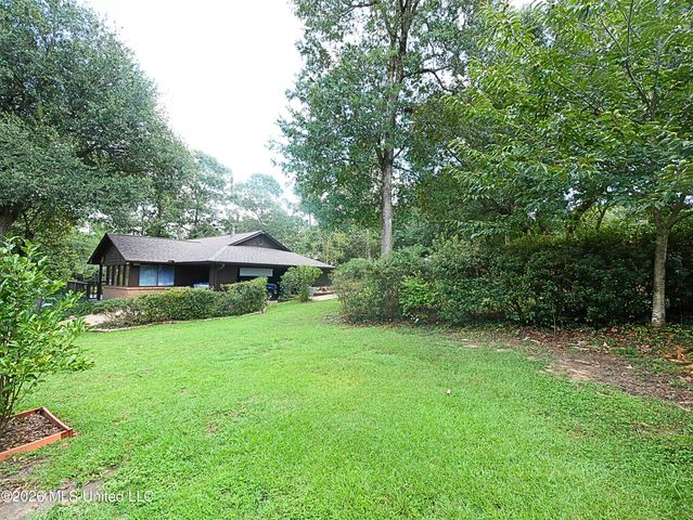 9936 Ana Hulu Street, Diamondhead, MS 39525