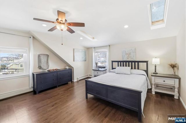 7 Chaplin Court, Clifton, NJ 07012