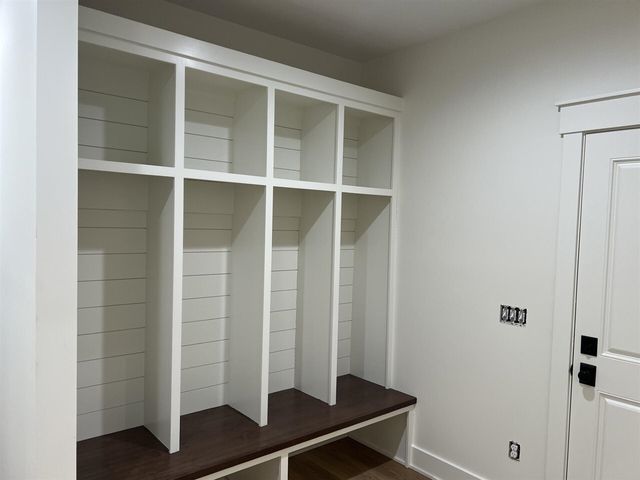 4716 Hidden Ridge Drive, Hudsonville, MI 49426