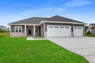 3907 HAWK LEDGE CIRCLE, De Pere, WI 54115