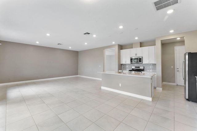 19160 Croft Mill Xing Crossing, Loxahatchee, FL 33470