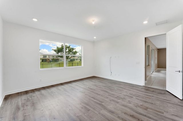 19160 Croft Mill Xing Crossing, Loxahatchee, FL 33470