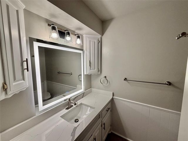 8325 Arlington Drive, Oklahoma City, OK 73132