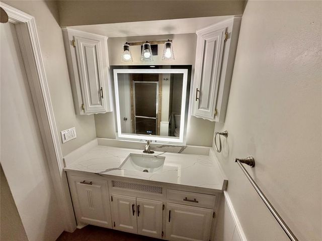 8325 Arlington Drive, Oklahoma City, OK 73132