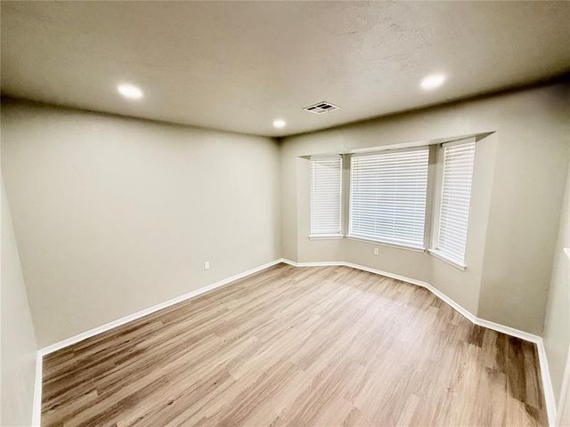 8325 Arlington Drive, Oklahoma City, OK 73132