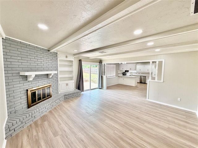 8325 Arlington Drive, Oklahoma City, OK 73132