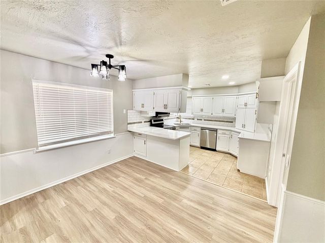 8325 Arlington Drive, Oklahoma City, OK 73132