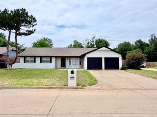 8325 Arlington Drive, Oklahoma City, OK 73132