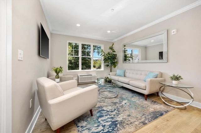21 Totman Street 302, Quincy, MA 02169