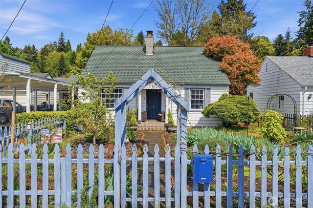 3716 E Evergreen Boulevard, Vancouver, WA 98661