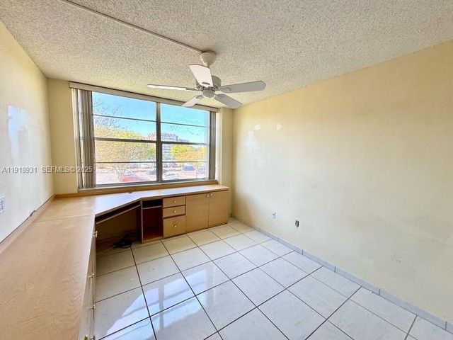 1200 Saint Charles Place 218, Pembroke Pines, FL 33026
