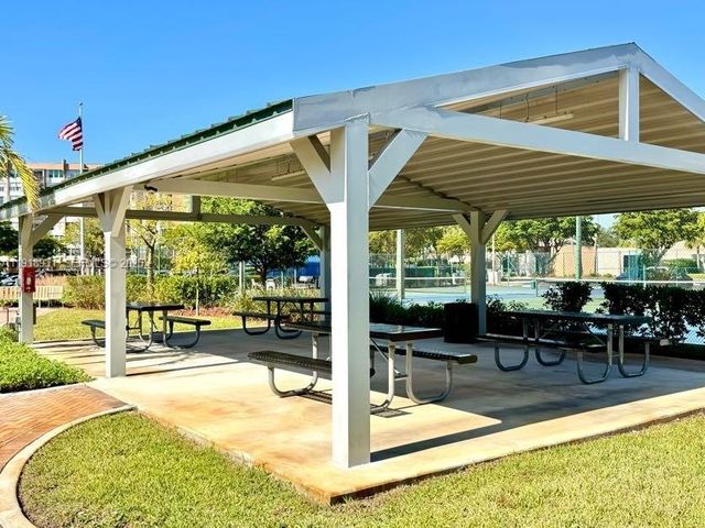 1200 Saint Charles Place 218, Pembroke Pines, FL 33026